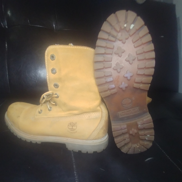 Men's Timberlands - Picture 2 of 2